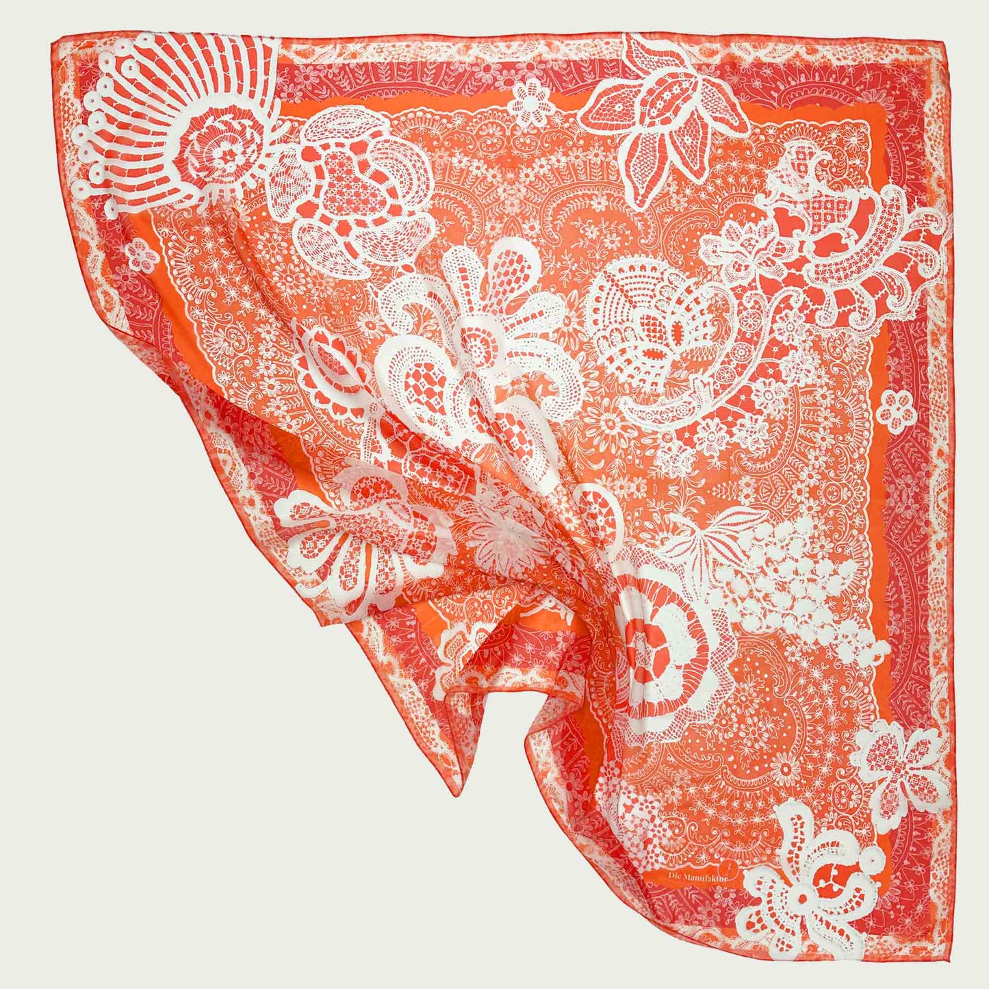 107 - Foulard "Dentelle"